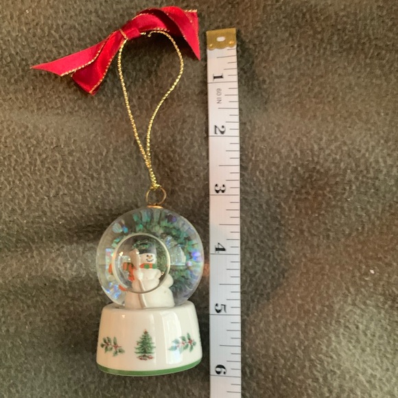 Spode “Christmas Tree “ miniature snowman snow globe ornament with box. - Picture 2 of 4